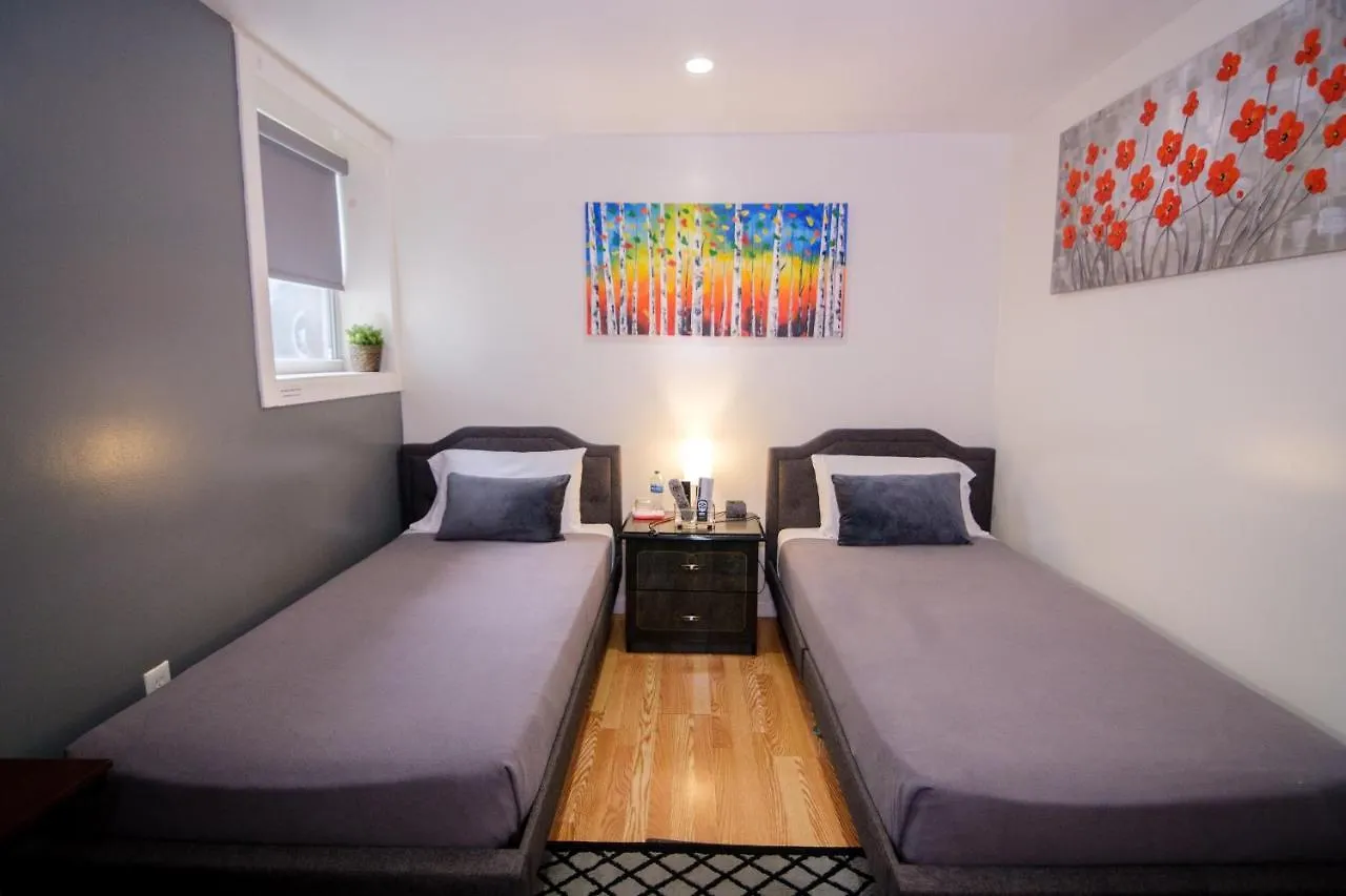 Elegant 2 Bedroom Suite w Modern Amenities New York 0*,