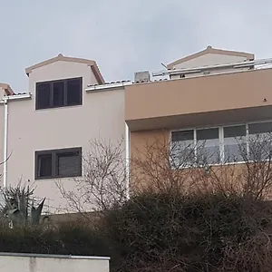 Kike&ana Apartment Split