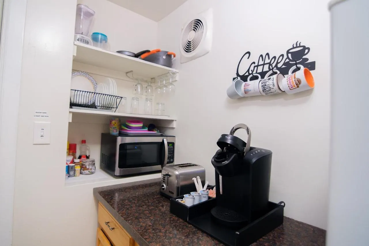 Elegant 2 Bedroom Suite W Modern Amenities New York 0*,